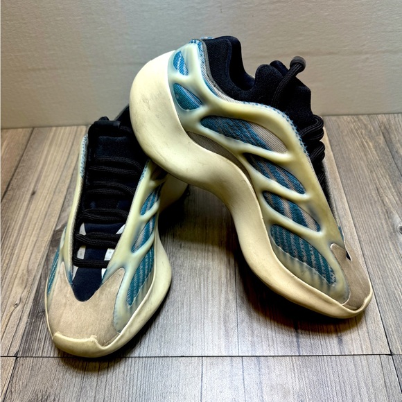 adidas Other - Adidas Ortholite Yeezy 700 V3 Kyanite GY0260 Youth Size 5 sneaker shoes